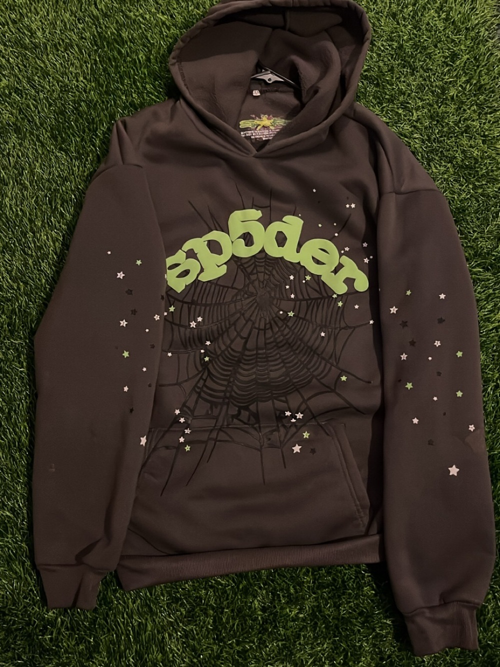 sp5der Black Pullover Hoodie with Green Logo and Web Graphic